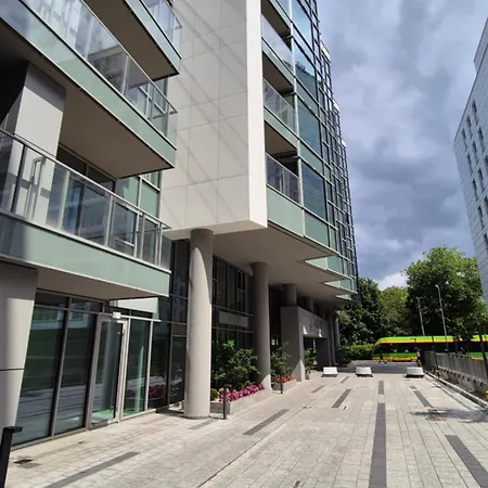 Towarowa Global Apartment, Free Parking, Air-conditioning, Self Check-in 24h *