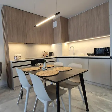 Towarowa Global Apartment, Free Parking, Air-conditioning, Self Check-in 24h