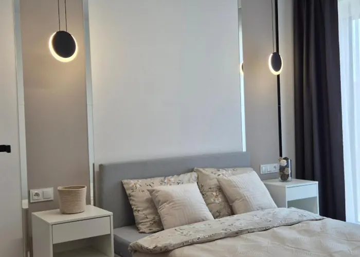 Towarowa Global Apartment, Free Parking, Air-conditioning, Self Check-in 24h * 波兹南