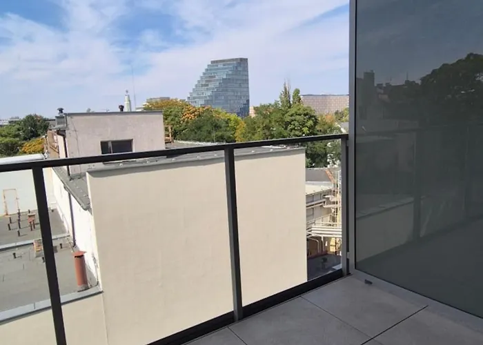 Towarowa Global Apartment, Free Parking, Air-conditioning, Self Check-in 24h 포즈난